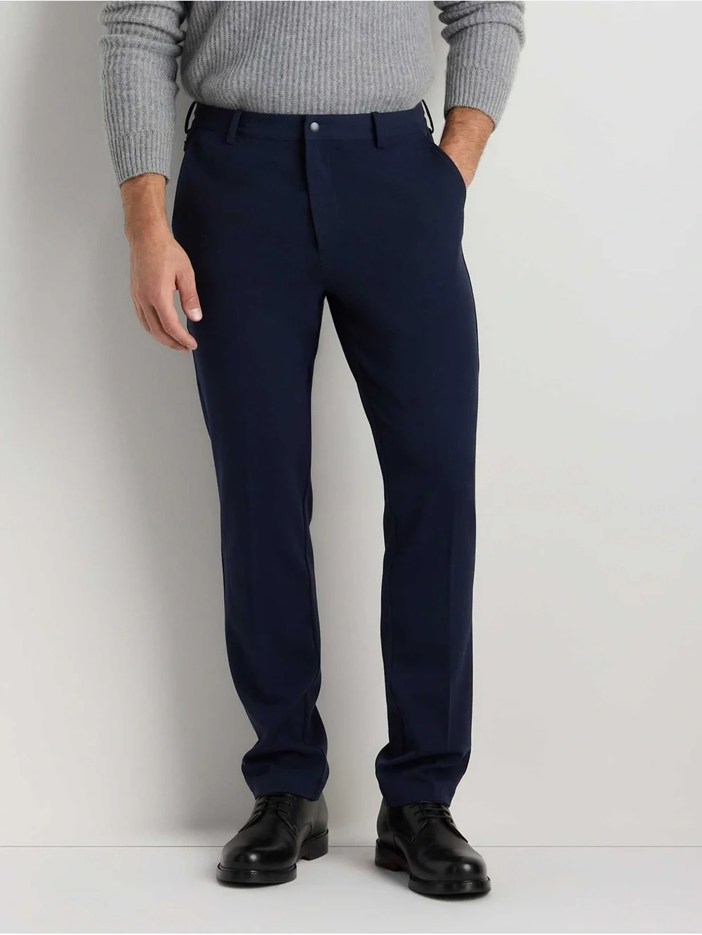Quince Ultra-Stretch 24/7 Smart Chinos Athletic Tapered